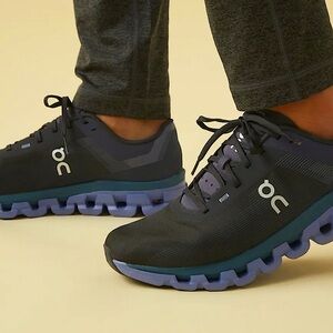 On Running Cloudflow 4 Men's Black Storm Running Shoes Sneakers Size 10M